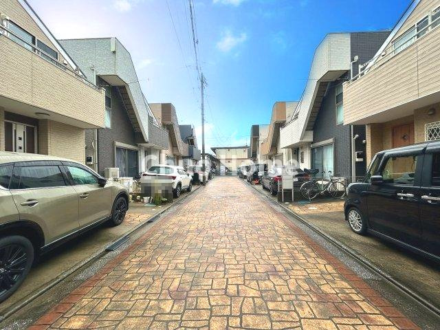 葛飾区西水元2丁目中古住宅の前面道路含む現地写真|前面道路
