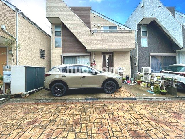 葛飾区西水元2丁目中古住宅の駐車場|カースペース