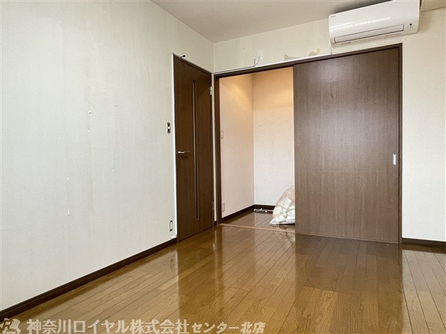 【寝室】