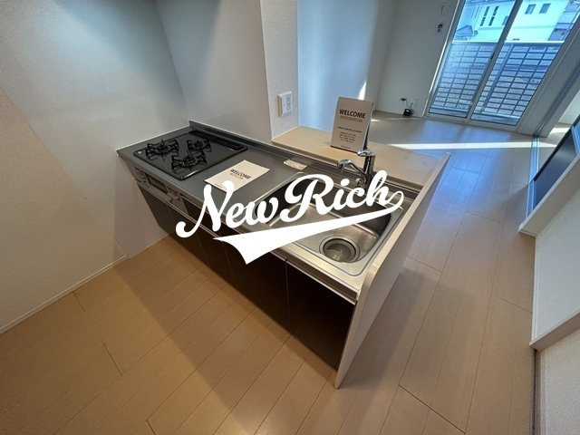 高崎市東貝沢町２丁目のアパートのキッチン