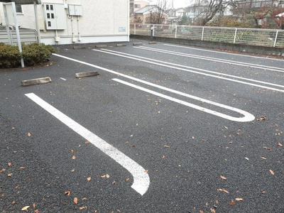 【駐車場】 | アーデント・絹 | カースペースがあります