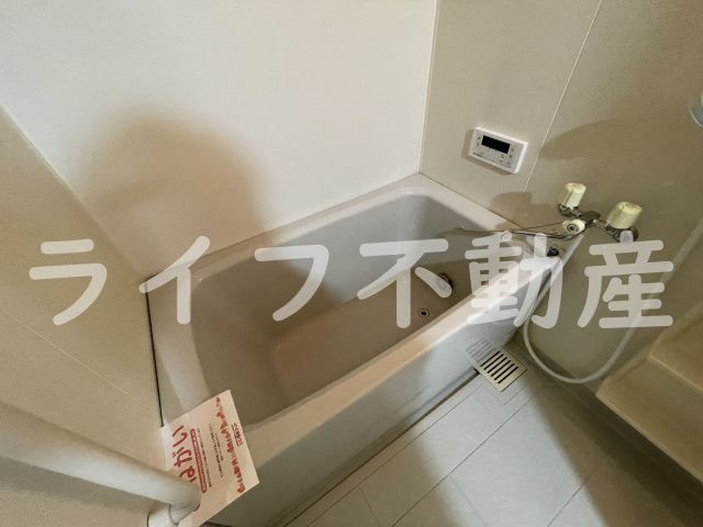 フィールドパークⅠ番館の浴室|お風呂で日々の疲れを落としましょう