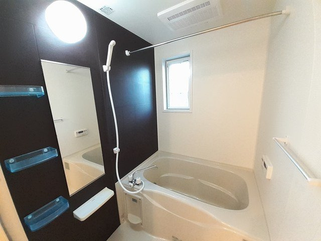 ジュネスＢの浴室|コンパクトで使いやすいお風呂です