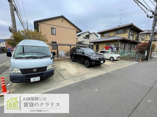 ラ・ベストカーサの駐車場