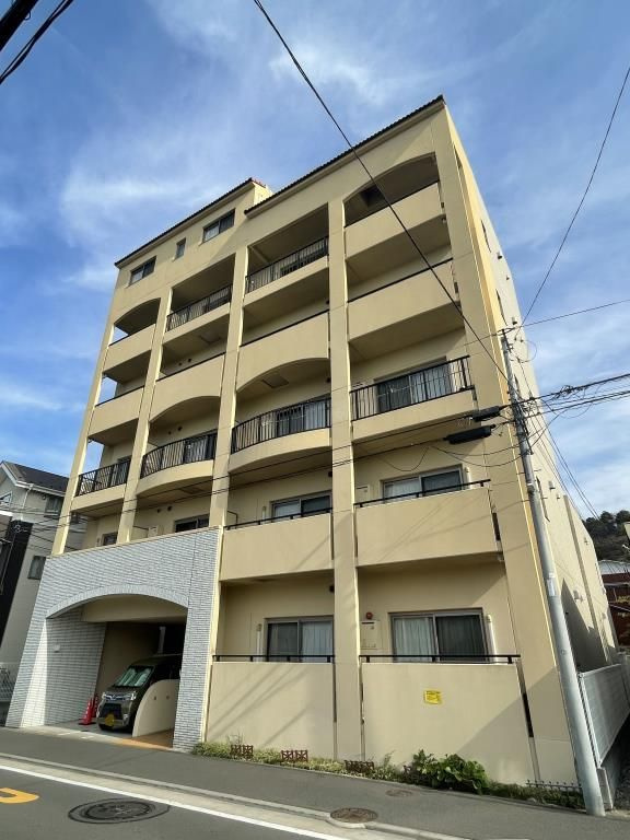 ヴィラージュ横浜の外観