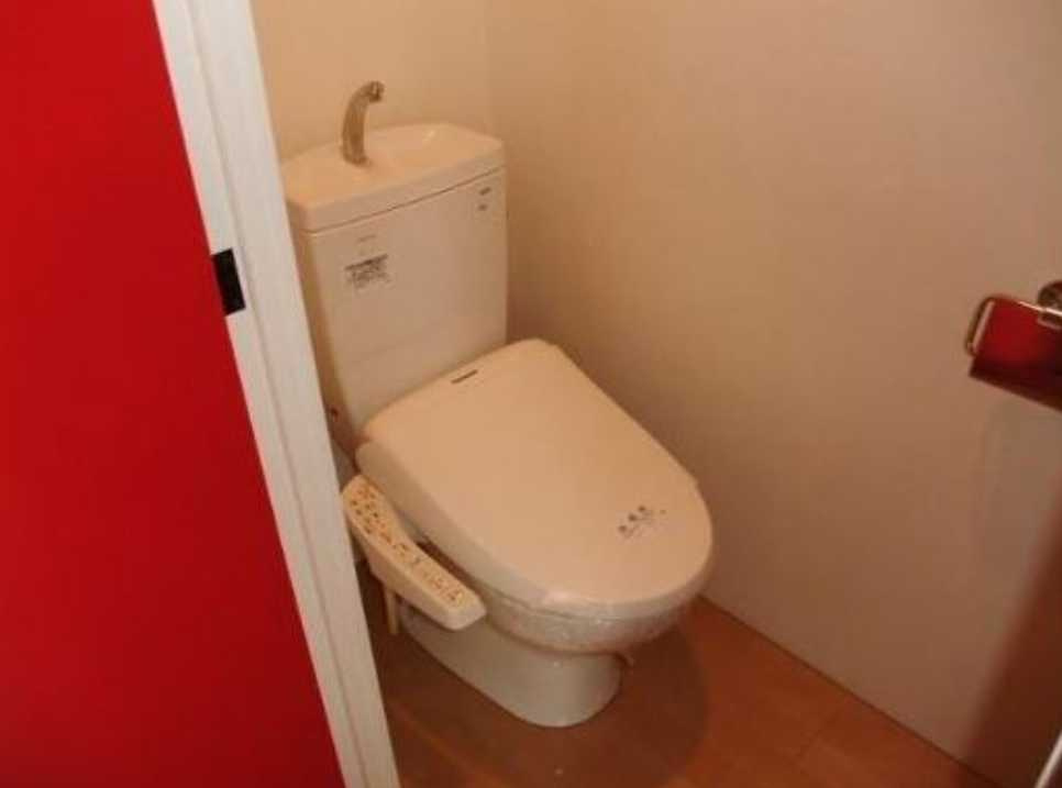 Branche用賀　礼金0　メゾネット　角部屋のトイレ
