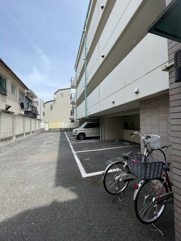 仙ノ倉ハイツの駐車場|73917366_16.jpg