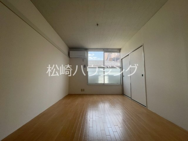 ホワイトヴィラ
