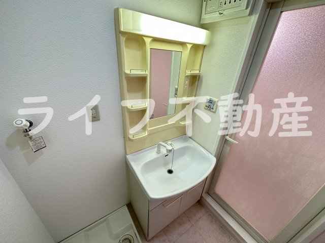 アンビションの独立洗面台|独立洗面台で身支度をすべて済ませてしまいましょう