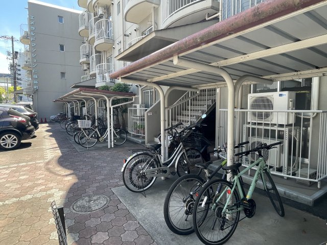 エメラルドマンション仁保新町のその他|駐輪場