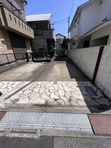 杉並区宮前二丁目戸建 Aの駐車場|73683888_17.jpg