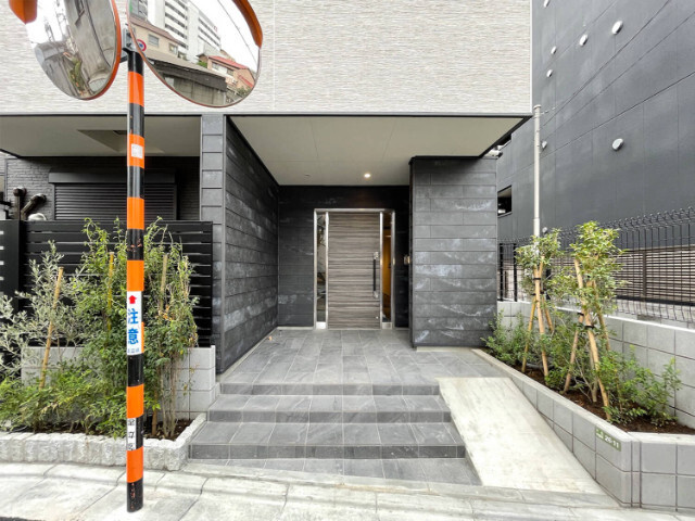 Tre　Court　Kitasenju（トレコート北千住）のエントランス|37498365_17.jpg