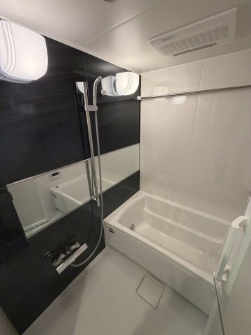 La Perla JiyugaokaⅡの浴室