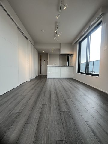 La Perla JiyugaokaⅡの居間・リビング