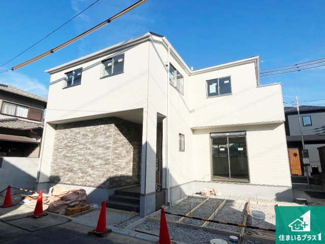 加古川市加古川町粟津　第24期　新築一戸建ての外観|周辺は落ち着いた街並みの住宅地！子育てがしやすい住環境です！まだ未完成ですが、現地でしかわからない事もございます。是非一度ご覧ください。