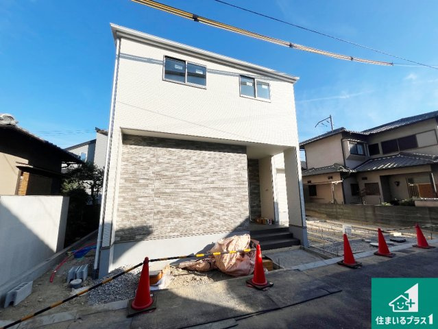 加古川市加古川町粟津　第24期　新築一戸建ての外観|周辺は落ち着いた街並みの住宅地！子育てがしやすい住環境です！まだ未完成ですが、現地でしかわからない事もございます。是非一度ご覧ください。