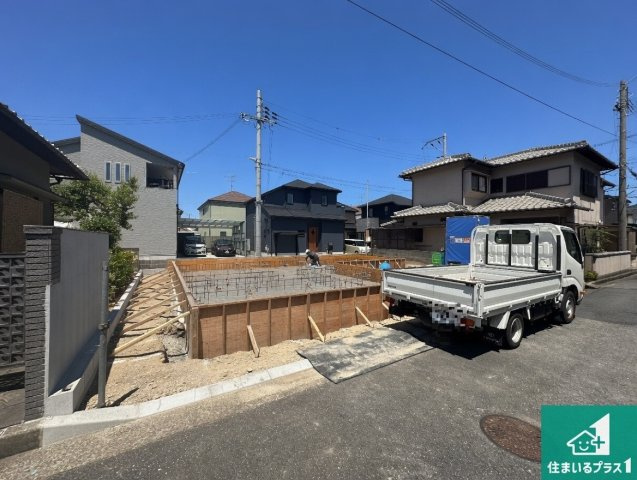 加古川市加古川町粟津　第24期　新築一戸建ての外観|周辺は落ち着いた街並みの住宅地！子育てがしやすい住環境です！まだ未完成ですが、現地でしかわからない事もございます。是非一度ご覧ください。