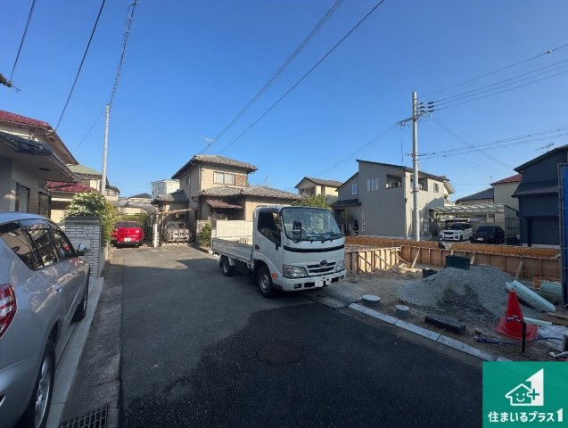 加古川市加古川町粟津　第24期　新築一戸建ての外観|周辺は落ち着いた街並みの住宅地！子育てがしやすい住環境です！まだ未完成ですが、現地でしかわからない事もございます。是非一度ご覧ください。