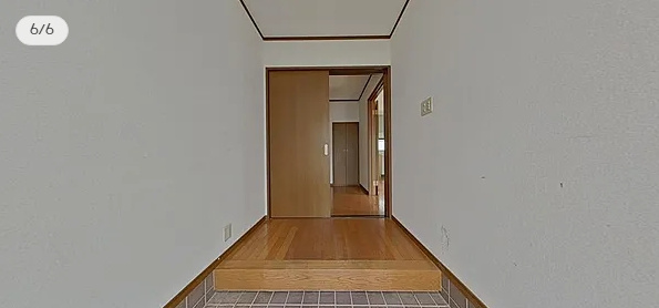 和歌山市府中の玄関