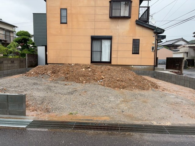 「お買い物施設充実」高知市介良中野団地　新築一戸建ての間取り|※6/25撮影