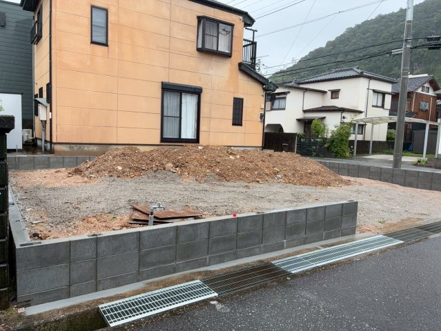 「お買い物施設充実」高知市介良中野団地　新築一戸建ての間取り|※6/25撮影