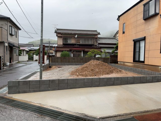 「お買い物施設充実」高知市介良中野団地　新築一戸建ての間取り|※6/25撮影