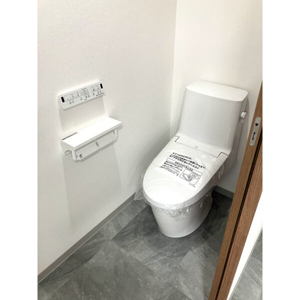エスポワール大成【　1階路面店　】