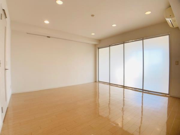 Ｂｒｉｌｌｉａ　ｉｓｔ　三軒茶屋　ブラッサムテラスの居間・リビング|ゆったりとした居間です