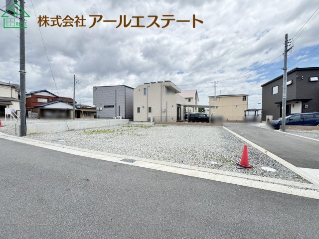 加古川市西神吉町岸　　　JR「宝殿駅」徒歩14分
