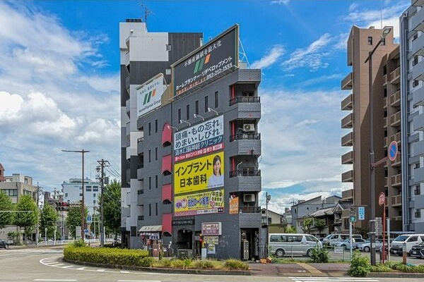 HP徳川ビル(旧:クレスト徳川)の外観