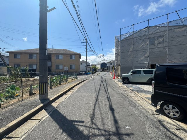 SUN COURTーサンコート－小倉南区蜷田若園３丁目【小倉南区　新築戸建て】の前面道路含む現地写真|現地撮影　2026,7,10　SUN COURTーサンコート－小倉南区蜷田若園３丁目【小倉南区　新築戸建て】