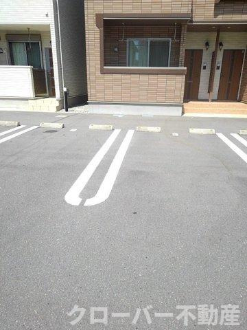 キャッスル　Ａの駐車場