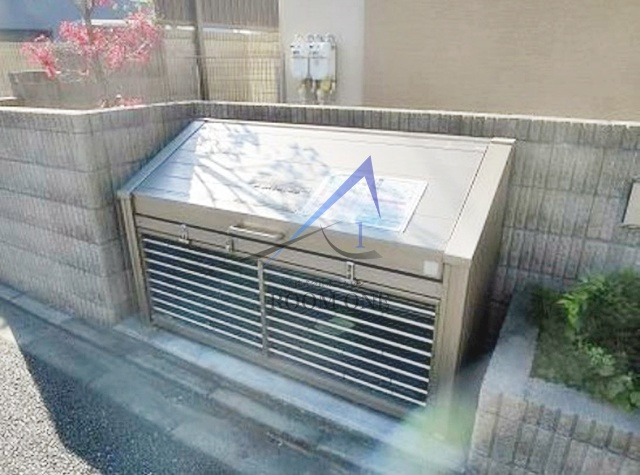 グリーンコート等々力のその他共用部分|敷地内ごみ置き場です。