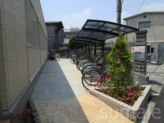 シェルハウス上中里Ｄのその他共用部分|敷地内自転車置き場です☆