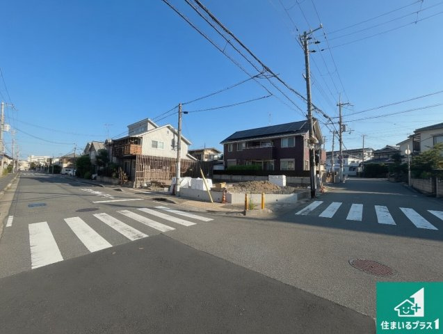 明石市西明石町　第1期　新築一戸建ての前面道路含む現地写真|周辺は落ち着いた街並みの住宅地！子育てがしやすい住環境です！まだ未完成ですが、現地でしかわからない事もございます。是非一度ご覧ください。
