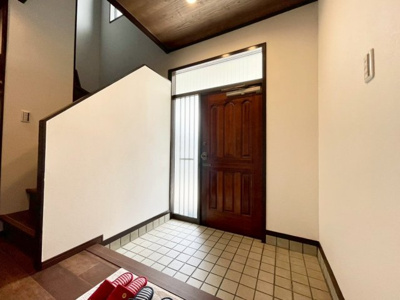 【玄関】 | 高槻市寿町３丁目　中古テラスハウス