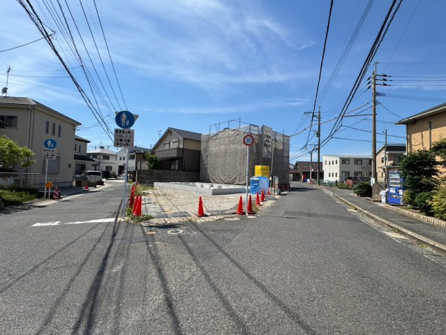 SUN COURTーサンコート－小倉南区蜷田若園３丁目【小倉南区　新築戸建て】の前面道路含む現地写真|現地撮影　2026,6,14　SUN COURTーサンコート－小倉南区蜷田若園３丁目【小倉南区　新築戸建て】