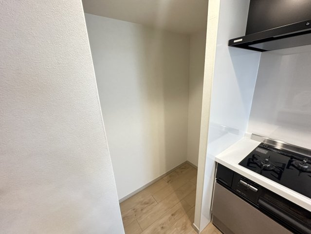 ワコーレアーバンフラッツ三宮東の収納