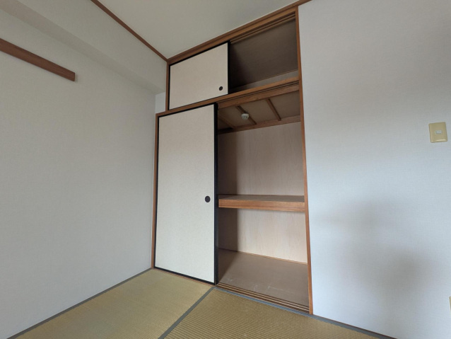 コアシティ翠町の和室