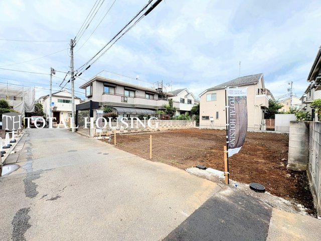 【前面道路含む現地写真】 | 小金井市前原町１丁目　新築戸建　全2棟