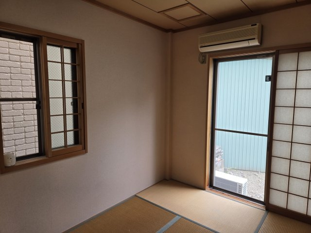 岐阜市田生越町の和室