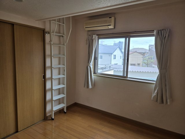 岐阜市田生越町の子供部屋