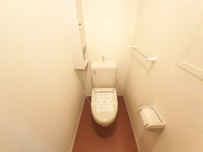 【トイレ】 | ラッフィナート | 清潔感のあるトイレです