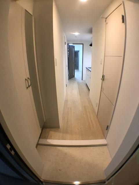 ボンニー元町の玄関