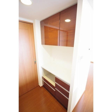 川崎市麻生区万福寺３丁目の賃貸マンションの収納