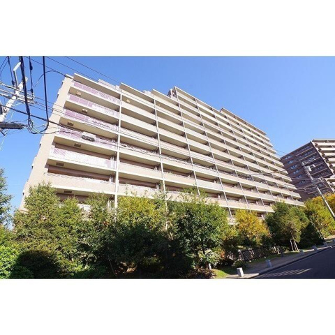 川崎市麻生区万福寺３丁目の賃貸マンションの外観