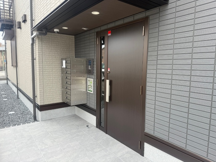 セレスティア柳森町のエントランス|建物の内部です