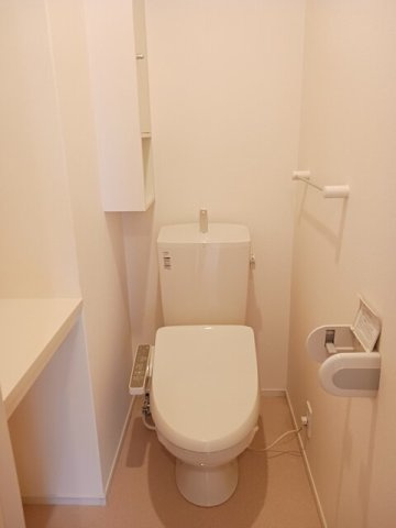 ラ・ドゥサーⅠのトイレ|トイレもきれいです