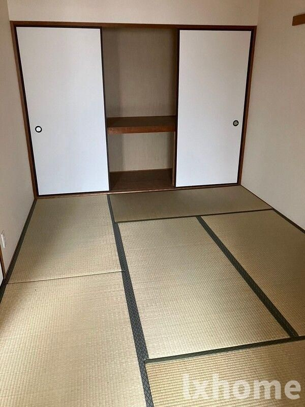 アドバンの収納|こまごまとしたものを収納できそうですね