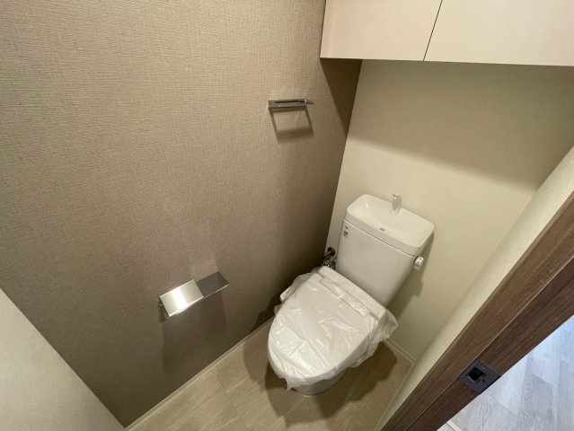 コンフォリア・リヴ本町WEST　Qのトイレ
